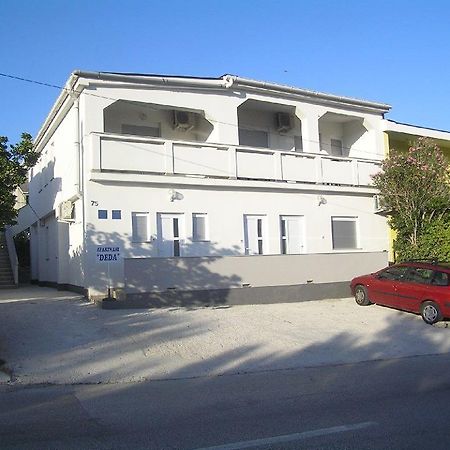 Deda Apartments Pag Town Buitenkant foto